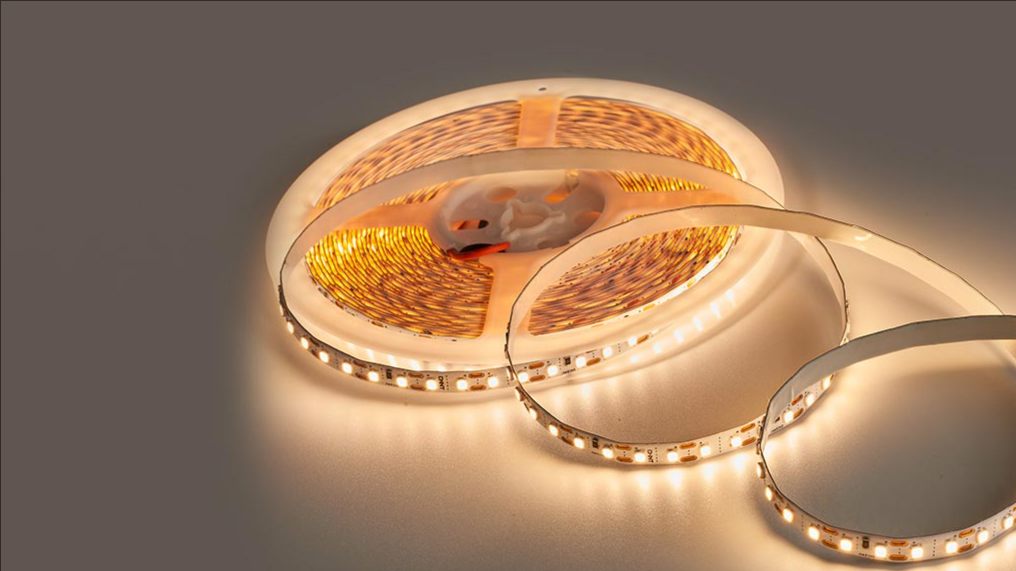 客厅照明灯具怎么搭配？主灯+辅助灯方案分享-3