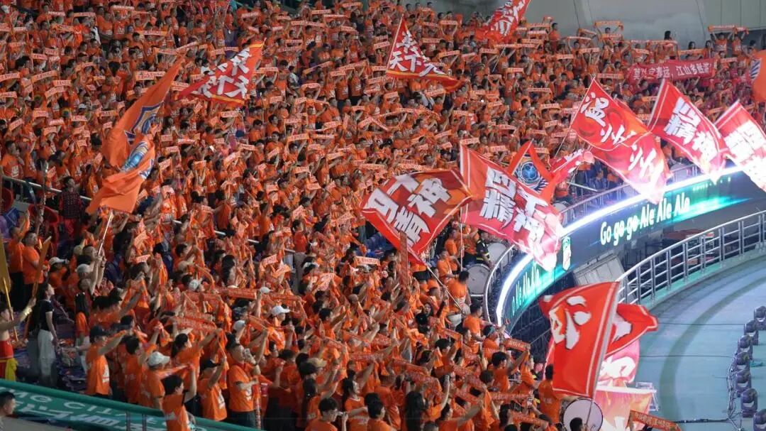 首届“吴越杯”收官,正泰居家携手温州队走过炽热征程-6 首届“吴越杯”收官,正泰居家携手温州队走过炽热征程-6